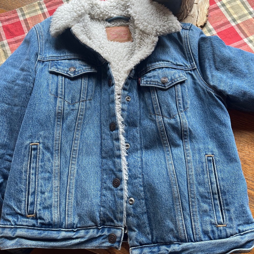 Levi’s Sherpa lined jacket